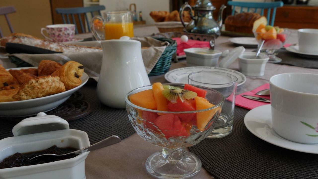 Le Moulin De L'ortille Guest house Compiegne